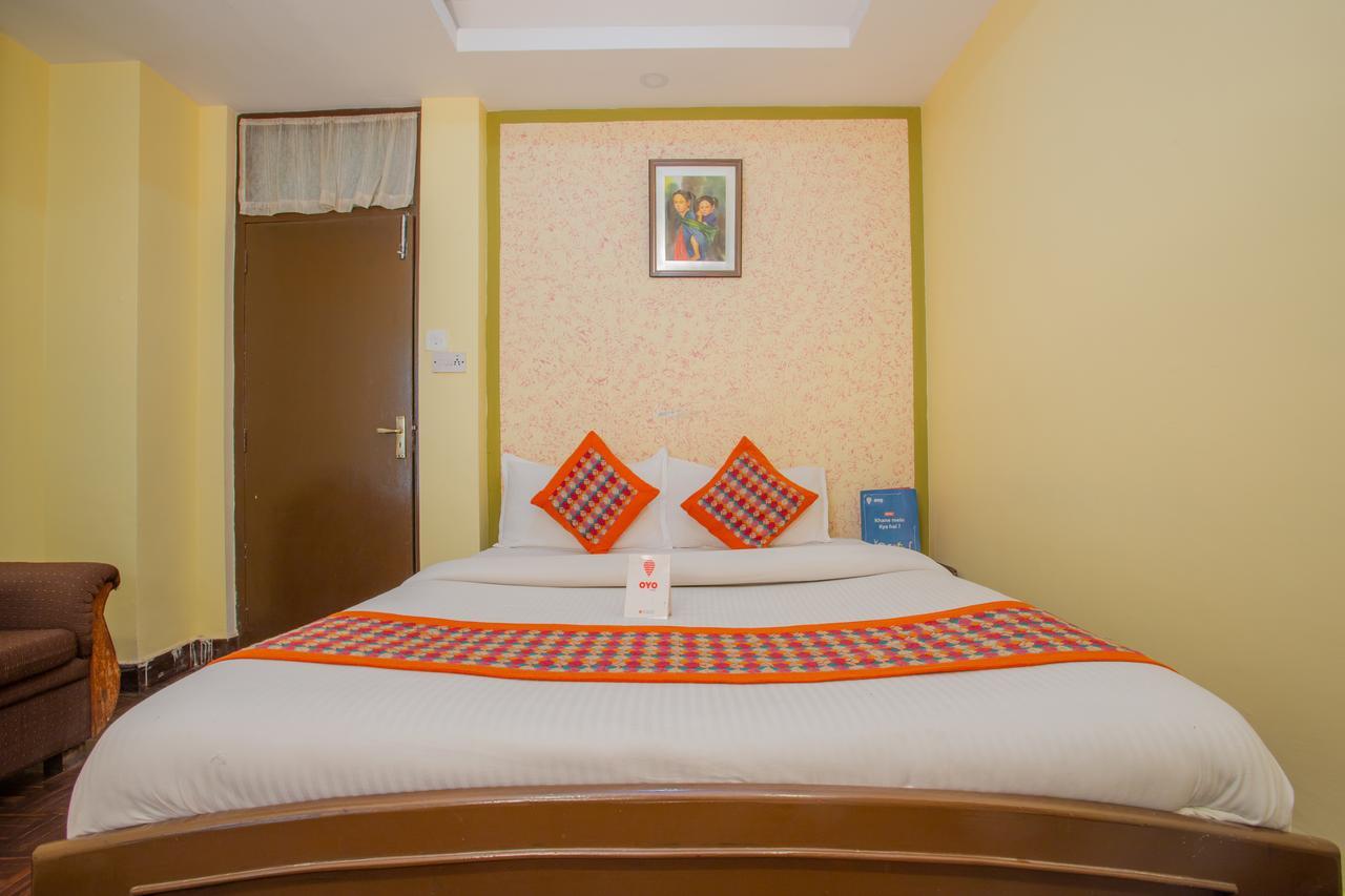 Oyo 153 Aster Hotel Nepal Katmandú Exterior foto